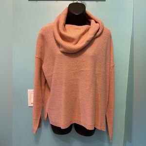 Urban Heritage turtleneck sweater